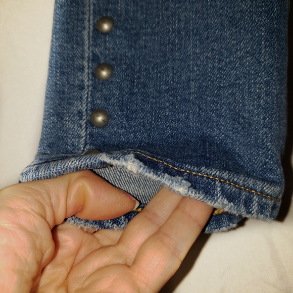 Levi's 711 Silver Stud Ankle Skinny Jeans - Picture 3 of 16